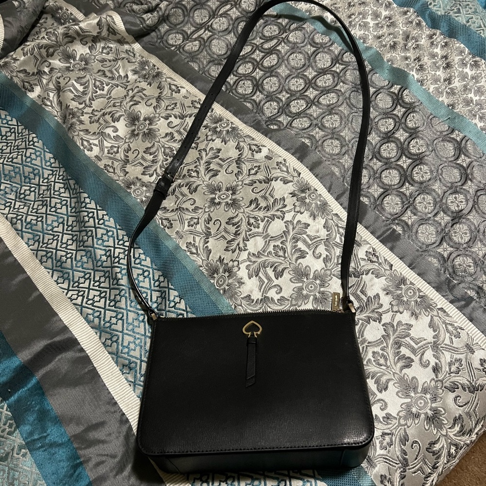 Kate Spade crossbody. Excellent condition
